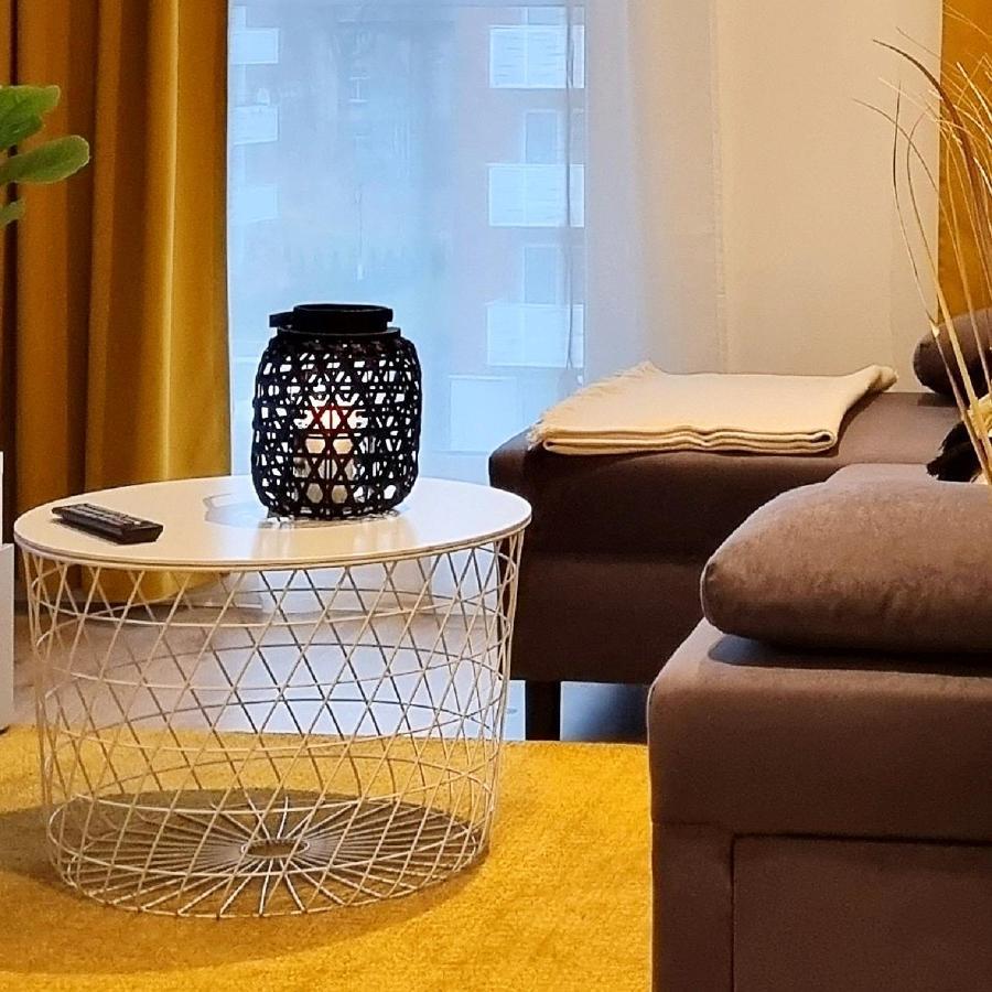 Apple Apartments - Wroblewskiego Prywatne Miejsce Parkingowe Łódź Exteriör bild